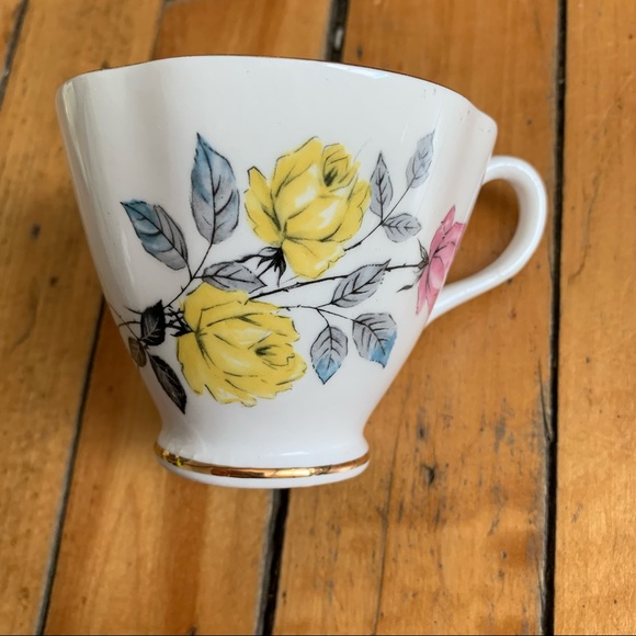 ROYAL STUART Bone China Tea Cup Vintage - Picture 5 of 5